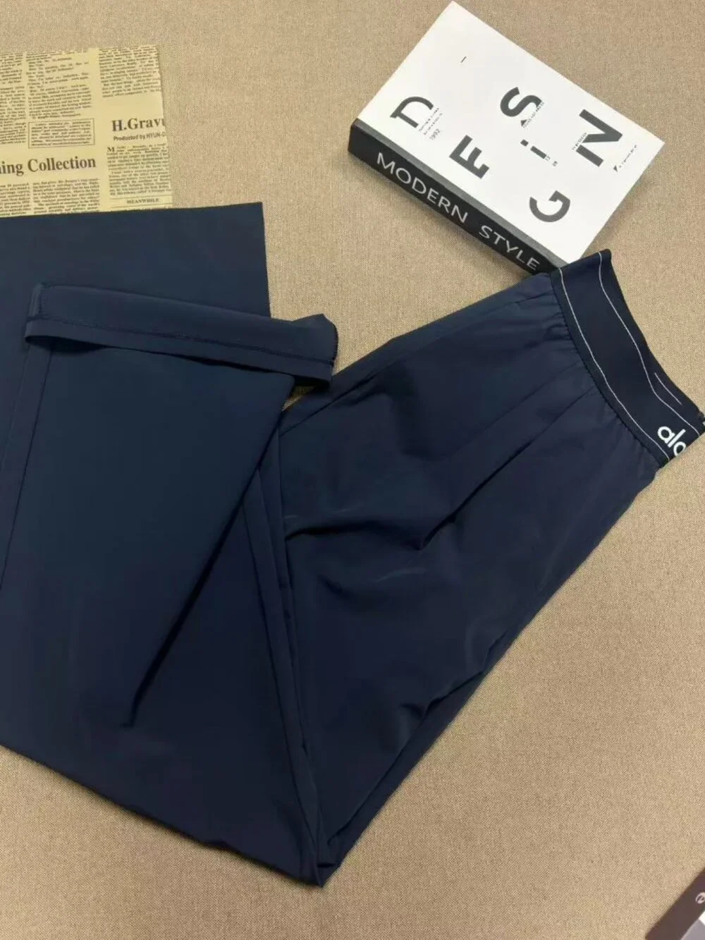 NWT ALO Yoga👮‍♀️💙Suit Up Pants Navy Blue High Waisted Wide Leg Long Leg Look